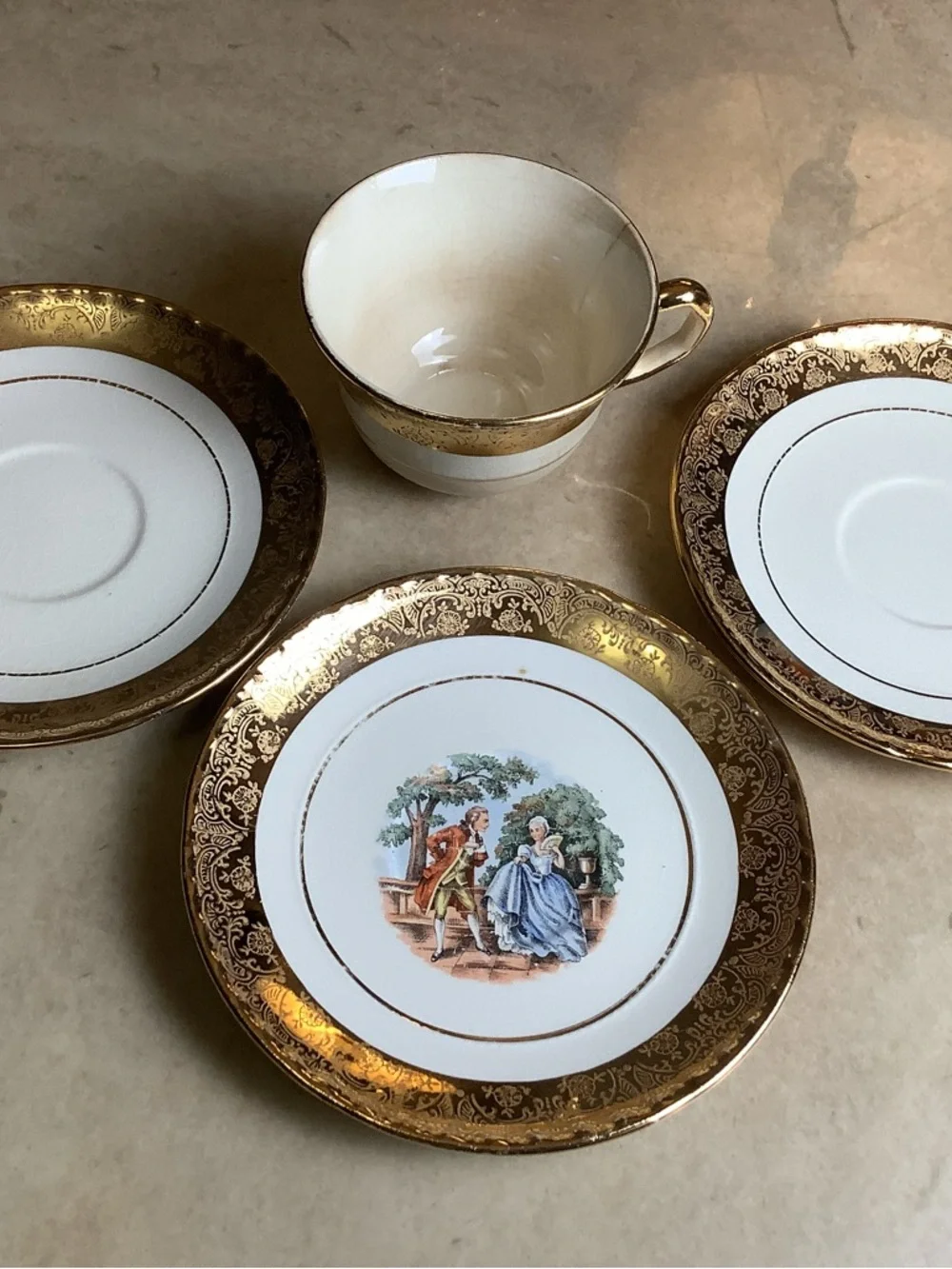 Vintage Crooksville China Co 22K Gold Colonial Courting Couple tea cup & saucers